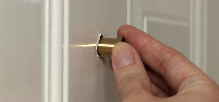 peephole door repair in South Bradenton